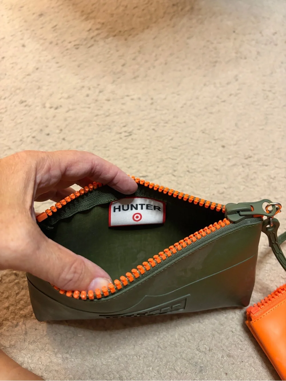 HUNTER X TARGET COLLAB POUCHES / WRISTLET